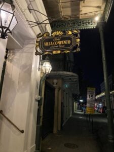 close up photo of the Hotel Villa Convento sign