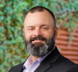 Scott Warren Headshot